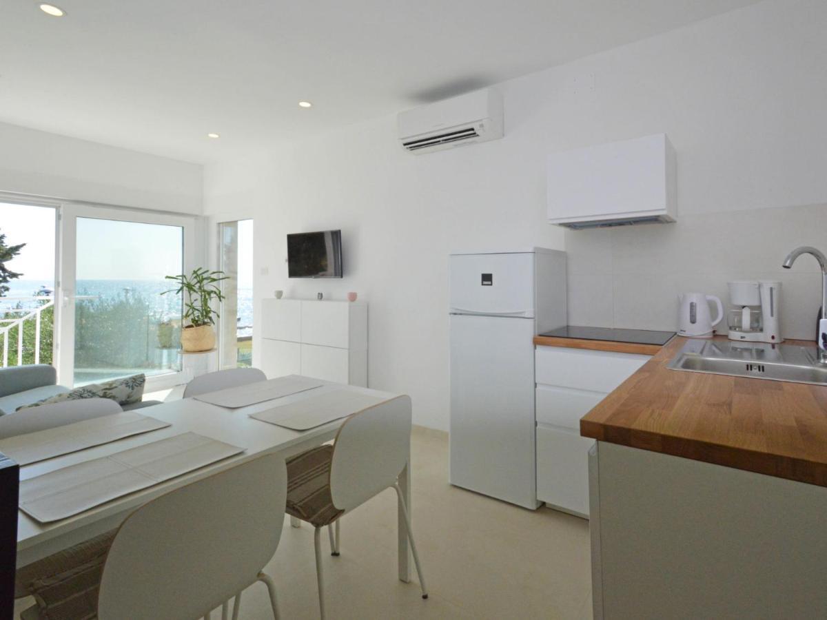Mira-4 By Interhome Umag