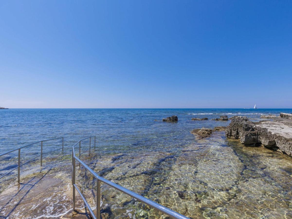 Mira-4 By Interhome Apartment Umag